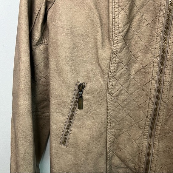 NEW Alfani Womens Faux Leather Jacket Taupe Zip Up Petite Size S Super Soft - Picture 3 of 9